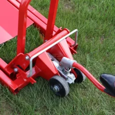 Hydraulic lawn mower lift-3